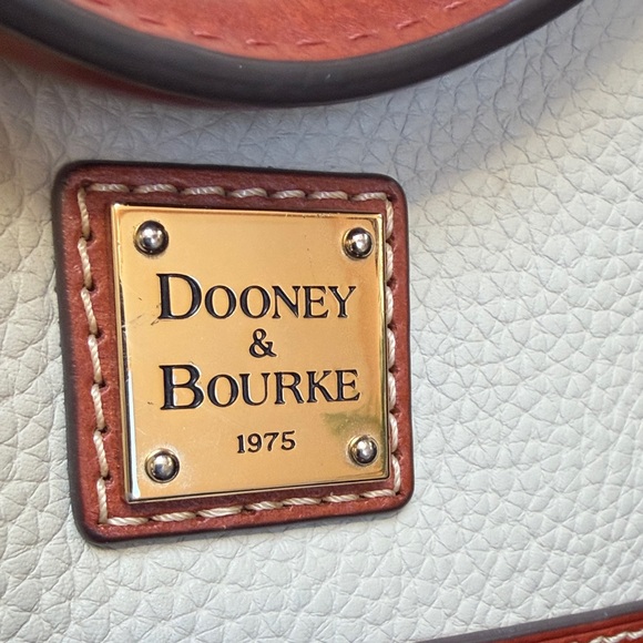 Dooney & Bourke Cream and Brown Satchel classic style - Picture 13 of 16